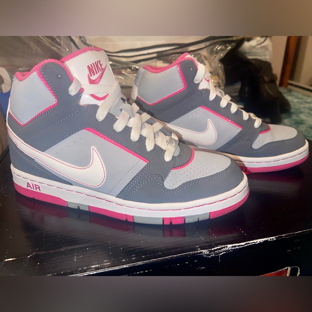 Nike Women's Air Sneakers - Gray and Pink